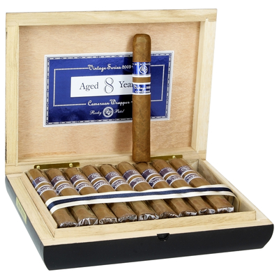 Сигары Rocky Patel Vintage 2003 Robusto вид 2