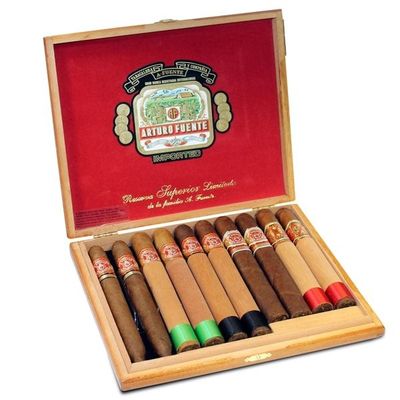 Набор сигар Arturo Fuente Holiday Collection вид 1